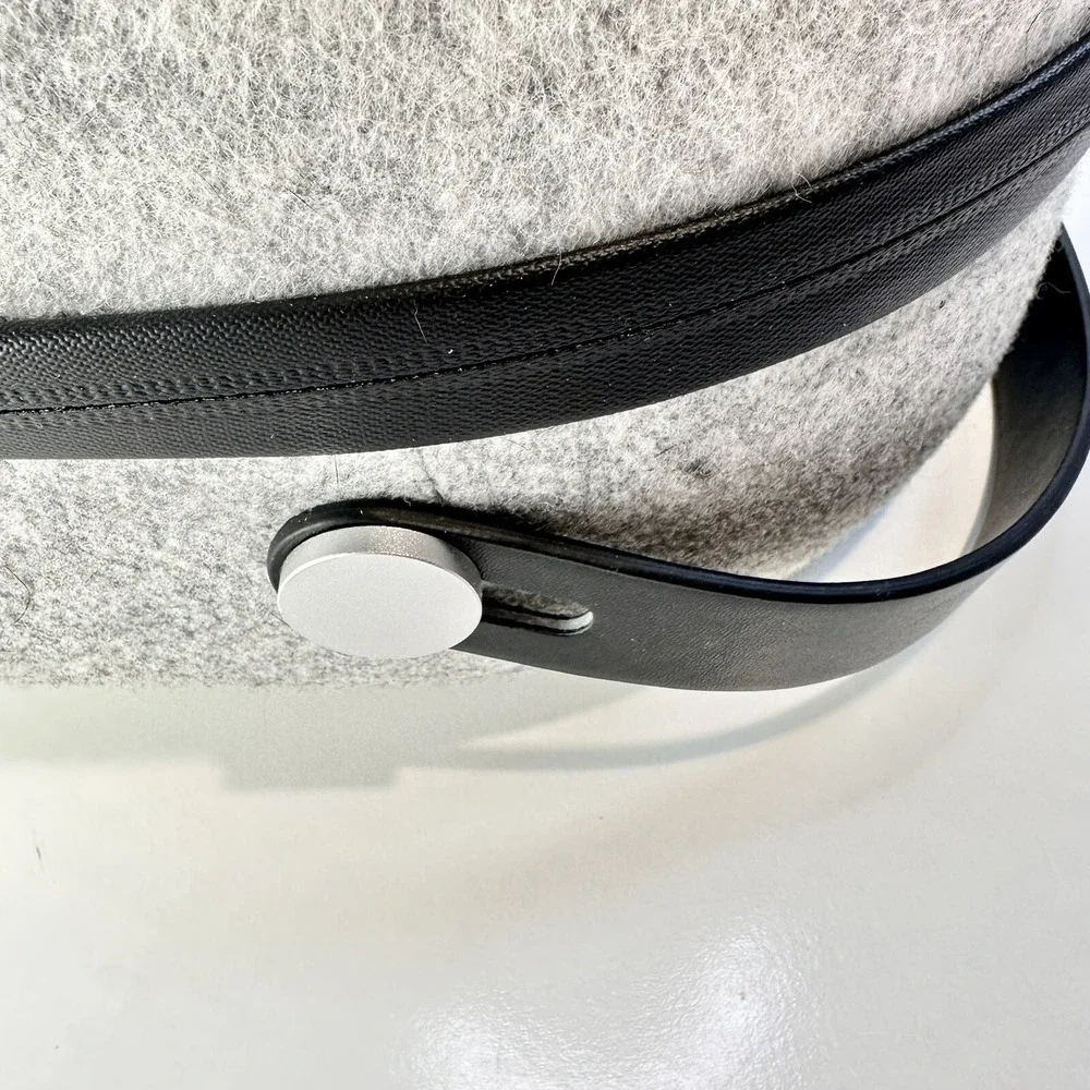 Hard Travel Carrying Case Portable Leather Hand Strap Storage Bag for Quest 3 VR